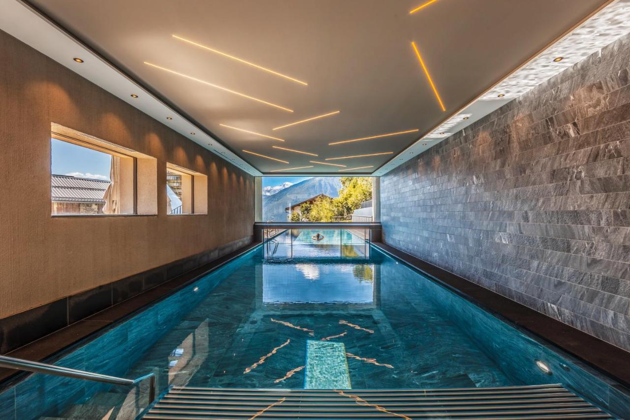 Maraias - Luxury Suites & Apartments Burgusio Buitenkant foto