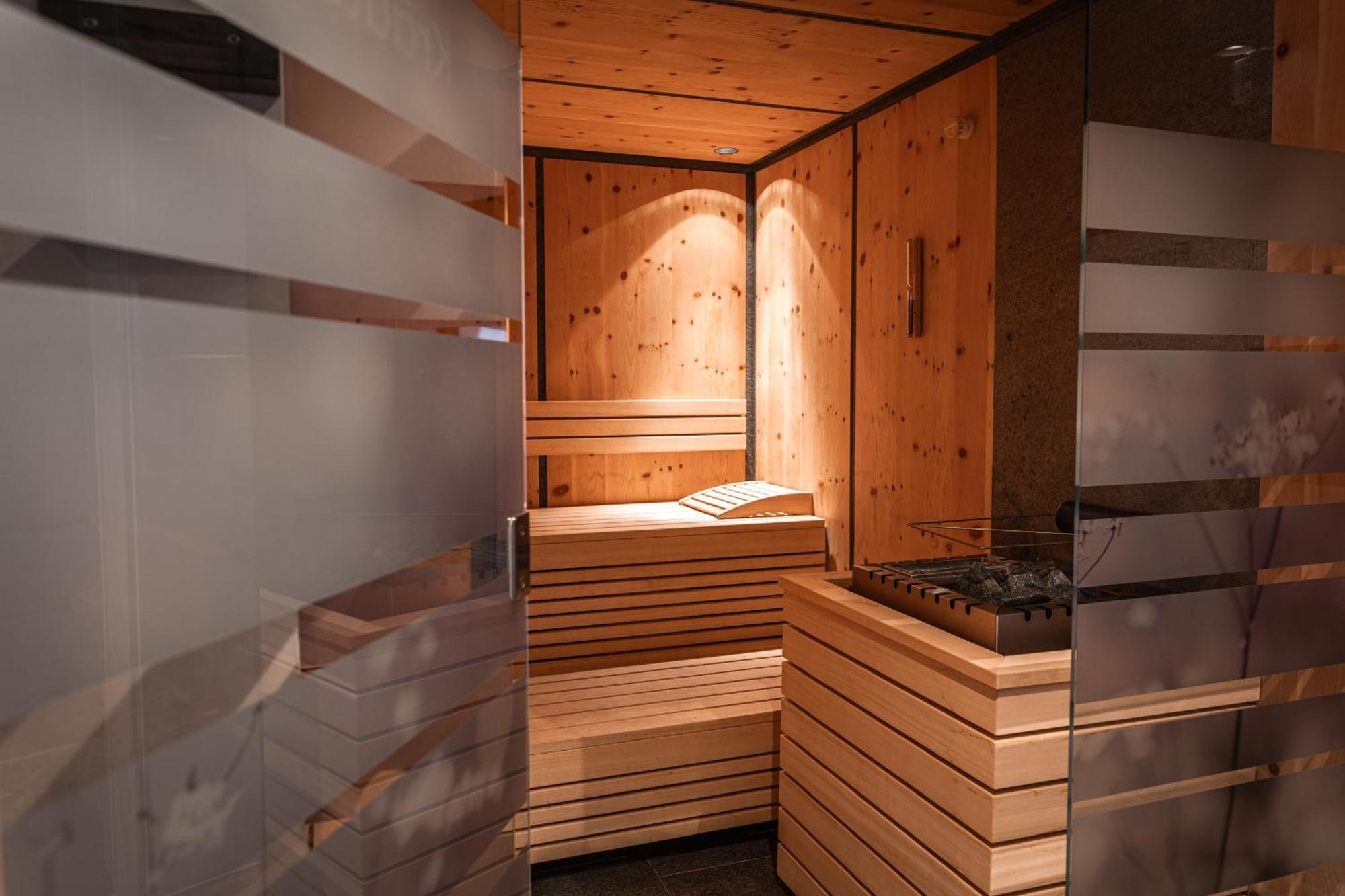 Maraias - Luxury Suites & Apartments Burgusio Buitenkant foto